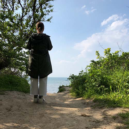 Soelvi guckt aufs Meer